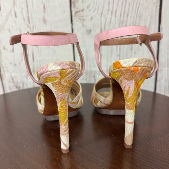 Tory Burch Muted Floral ankle strap strapoy 5”Heels size 7 Never worn - Picture 11 of 16